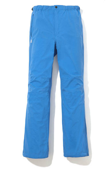 <strong>MILLET</strong><br />2015 Spring/Summer Women's Collection<br />Lighter, more comfortable. Move freely through mountains and fields. "Double Seven 50000 Stretch Pants" ¥27,000