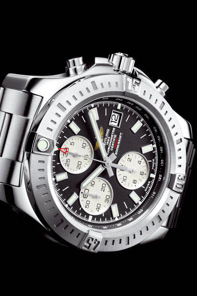 <strong>Colt Chronograph Automatic</strong><br><br>Case: Stainless steel<br>Diameter: 44mm<br>Movement: Self-winding (Cal. 13)<br>Functions: Chronograph (30-minute counter, 12-hour counter), Date display<br>Bracelet: Stainless steel<br>Water resistance: 200m<br>Release: Available now<br>Price: ¥594,000