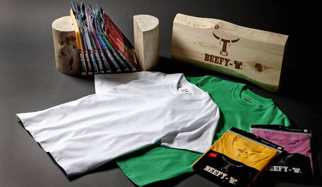 <strong>Hanes</strong><br />"BEEFY T-SHIRT" Notice the packaging that allows the shirts to be displayed upright, like books.