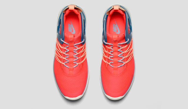 <strong>NIKE SPORTSWEAR</strong><br />Women's Nike Free Virtus ¥11,880