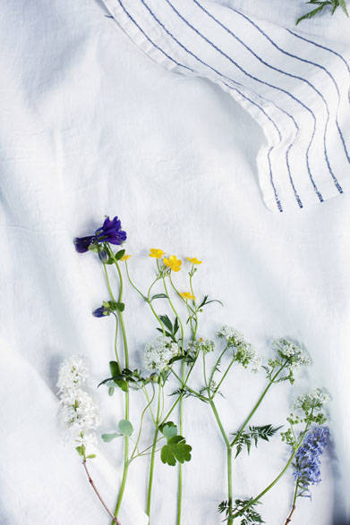 <strong>LAPUAN KANKURIT</strong><br />"KASTE" Linen Blanket