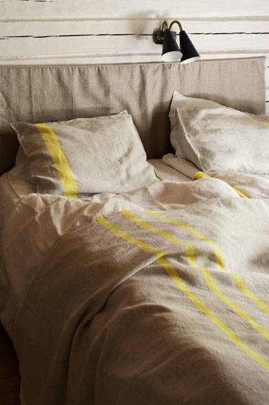 <strong>LAPUAN KANKURIT</strong><br />"USVA" Washed Linen Blanket