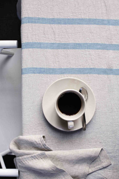 <strong>LAPUAN KANKURIT</strong><br />"USVA" Table Cloth (Blanket)