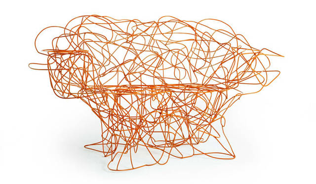 <strong>SEIBU Shibuya</strong><br />Vitra Design Museum traveling exhibition "Antibodies: The Works of Fernando and Humberto Campana (1989-2009)"<br />"Corallo chair, 2004" ©Edra and Estudio Campana