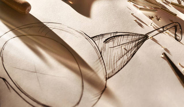 <strong>BURBERRY</strong><br />2015 SPRING & SUMMER EYEWEAR COLLECTION