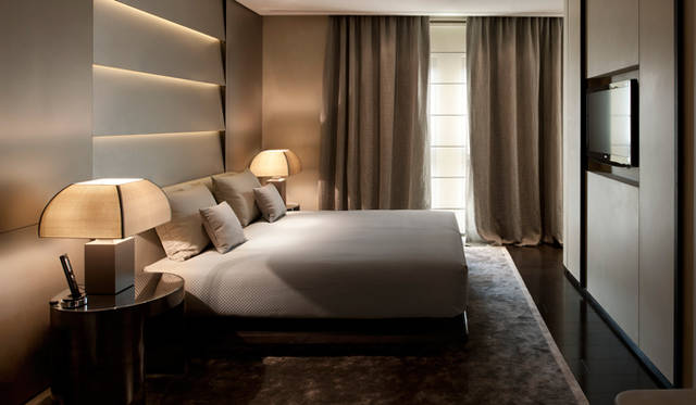 2. Armani Hotel Milano (Quadrilatero della Moda)