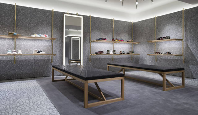 <strong>VALENTINO</strong><br />Valentino Boutique Men