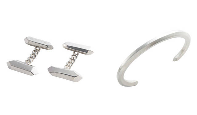 <strong>530PARK｜530パーク</strong><br />"FIVE THIRTY PARK" Crystal cufflinks (Silver) ¥28,080, Crystal round bangle (Silver) ¥39,960