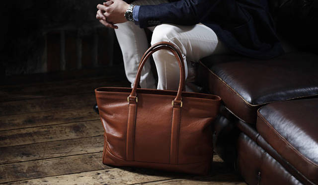 <strong>GOLD MEN</strong><br />TOUGH Series Tote Bag (W420–480×H320×D105mm) ¥22,680