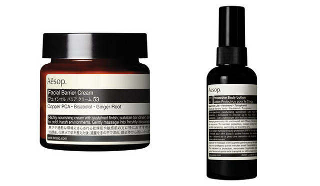 <strong>Aēsop</strong><br />Left: Facial Barrier Cream 53 (¥6,156), a cream with high moisturizing power that protects skin from dryness. Right: Protective Body Lotion SPF50 (¥4,536), a water-resistant body sunscreen.