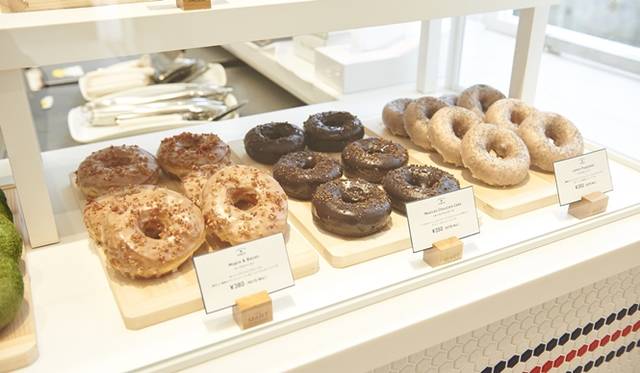 Camden's Blue ☆ Donuts, a donut shop from Portland, Oregon