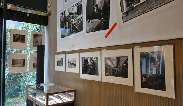 <strong>Pretty Green</strong><br />The Aoyama store is hosting the "London Chasing the Dream by 2 outlaws" photo exhibition by Herbie Yamaguchi × Peter McDonnell.