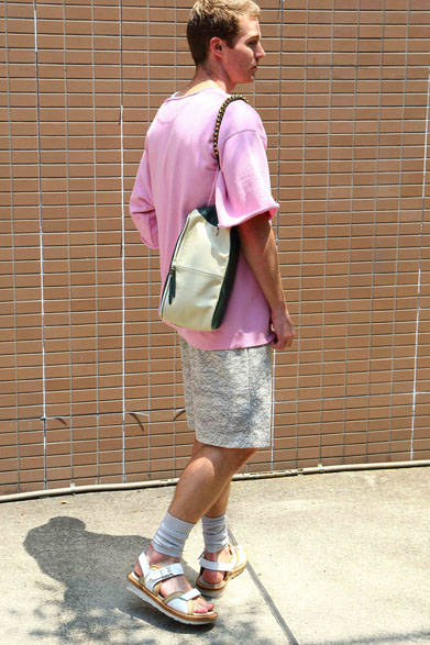 <strong>ithelicy</strong><br />"LOLO" (W300×H160×D100mm) ¥42,120