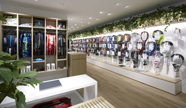 <strong>ellesse</strong><br />"ellesse tennis club with windsor racket shop"