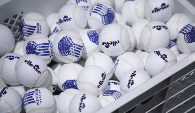 <strong>ellesse</strong><br />"ellesse tennis club with windsor racket shop"