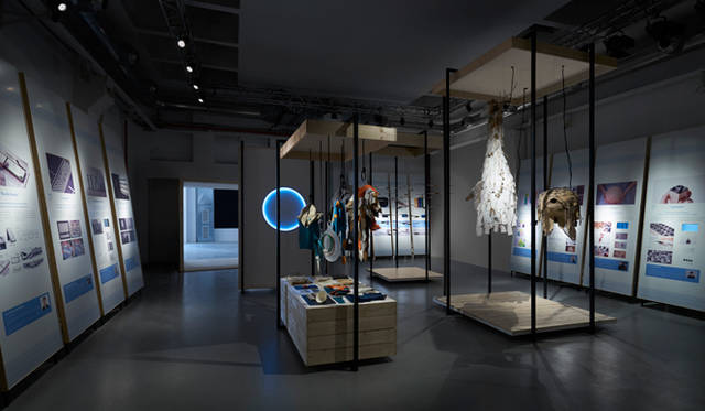Zone 2, "EXPLORING THE SENSES," displayed the award-winning works from LEXUS DESIGN AWARD 2015.