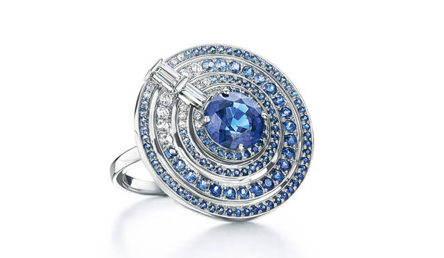 Designed to evoke the sea spray rippling on the water's surface © Tiffany & Co.