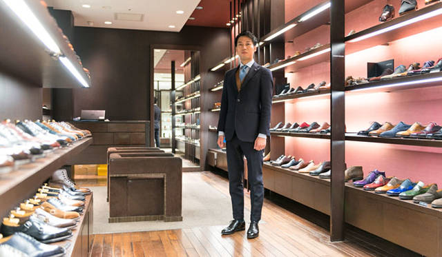 <strong>ISETAN MEN’S</strong><br />John Lobb by Request Fair 2015 | Mr. Oguro, High-End