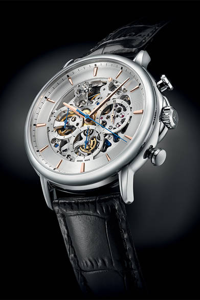 <strong>Les Bémonts<br />C.R-F. Limited Edition</strong><br /><br />Case: Stainless steel<br />Diameter: 44mm<br />Movement: Automatic (Cal.EDOX 95)<br />Functions: Chronograph (30-minute counter, 12-hour counter)<br />Strap: Alligator<br />Water resistance: 30m<br />Release: Scheduled for July<br />Estimated price: ¥1,296,000