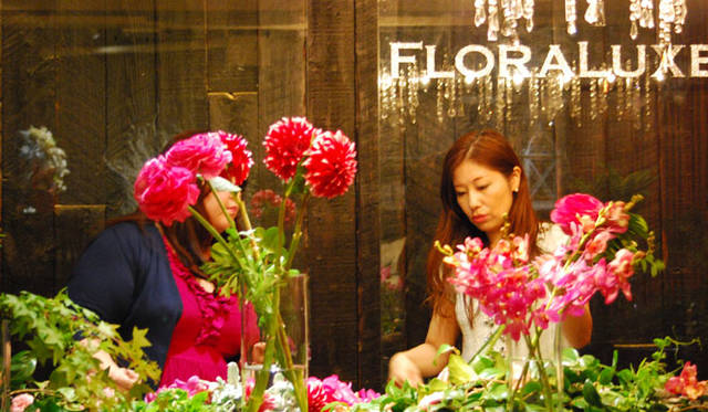 <strong>FLORALUXE</strong><br />2015 Spring Flower & Mother’s Day “Spring Flower Design and Mother’s Day”