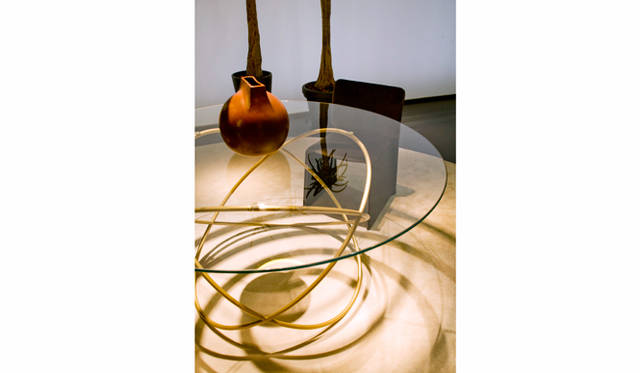 テーブル｜SFERA by Ron Gilad<br>