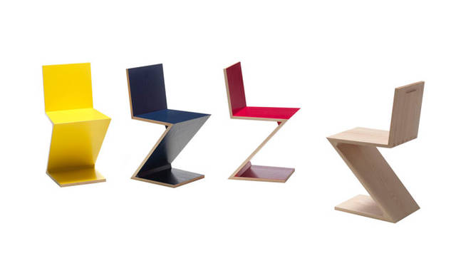 <strong>Cassina ixc.｜カッシーナ・イクスシー</strong><br />「ZIG-ZAG MARTI」
