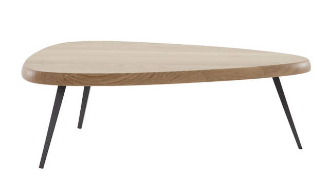 <strong>Cassina ixc.｜カッシーナ・イクスシー</strong><br />全国に先駆け名古屋店で先行展示中の「MEXIQUE」テーブル