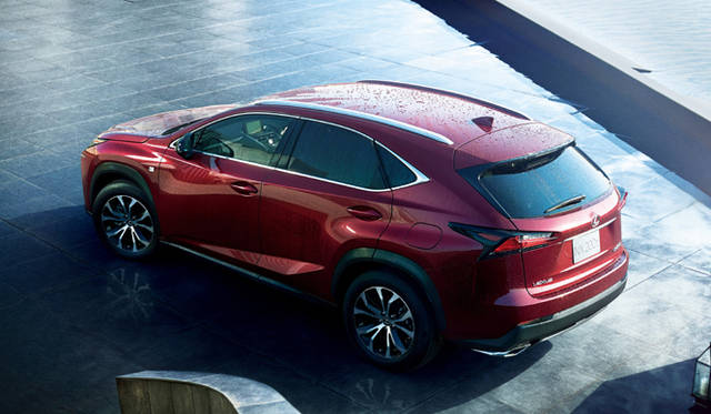 NX200t F SPORT AWD