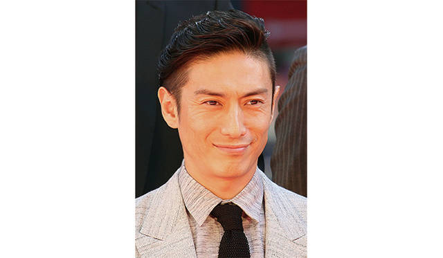 伊勢谷友介
