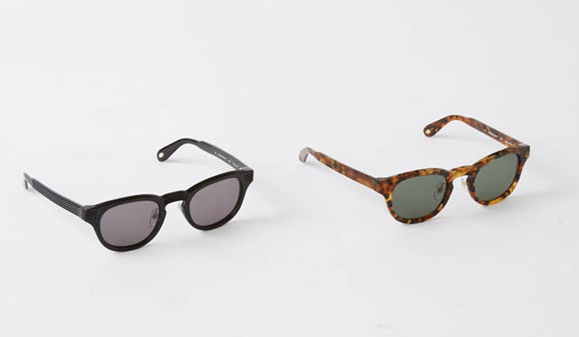 <strong>TOMORROWLAND</strong><br />“SUNGLASS ADDICT” Brand Items