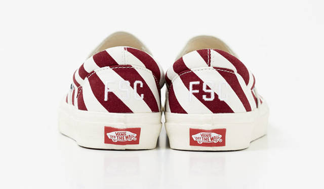 <strong>FREEMANS SPORTING CLUB｜フリーマンズ スポーティング クラブ</strong><br />「FREEMANS SPORTING CLUB ‒ BARBER × VANS」SLIP ON