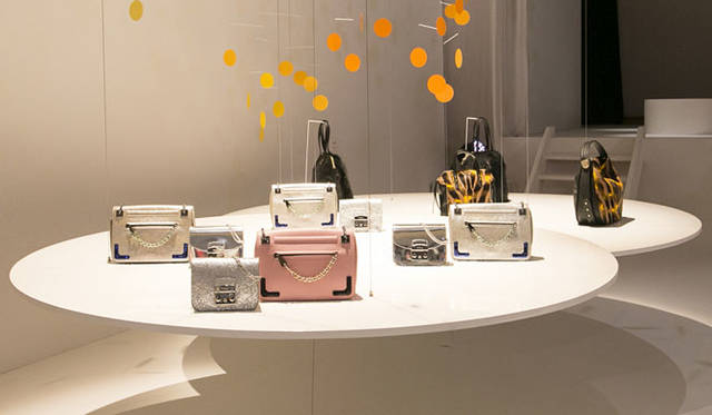 <strong>FURLA</strong><br />2015-16 Autumn/Winter Collection Exhibition - Women's