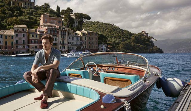 <strong>Salvatore Ferragamo</strong><br /> Digital Campaign "Ferragamo Escape"