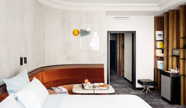5. "Les Bains Paris" (3rd arr.)
