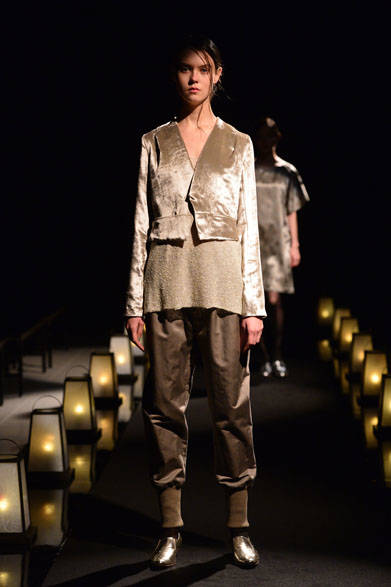 <strong>matohu</strong><br />2015-16 Autumn/Winter Collection
