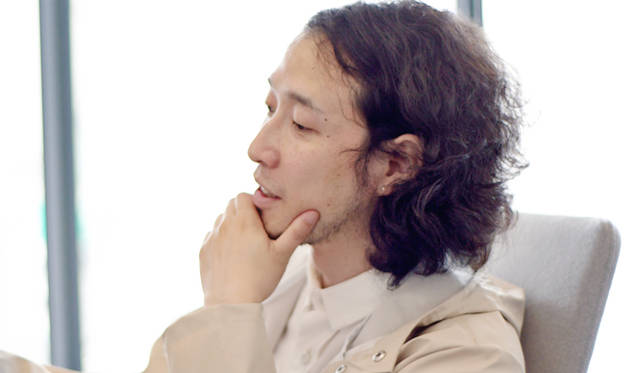 プロダクトデザイナー 角田陽太氏