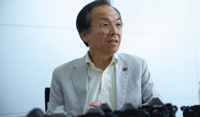 Tetsuro Goto, Head of the Goto Laboratory, Nikon Imaging Business Unit. As an engineer, he has been in charge of Nikon's flagship professional cameras for over 30 years. In 2009, he established the laboratory to research new technologies, and announced the "Df" as its first product.
