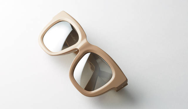<strong>MIRROR LENS｜ミラーレンズ</strong>