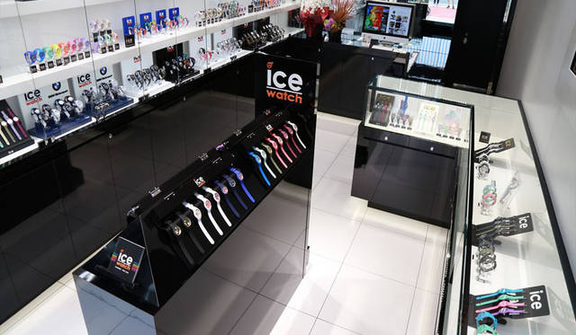 <strong>ICE-WATCH | ICE-WATCH</strong><br />ICE-WATCH Shinsaibashi