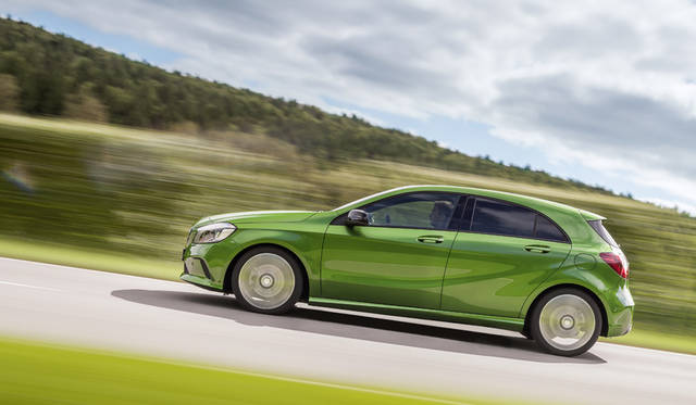 Mercedes-Benz A220d 4MATIC｜メルセデス・ベンツ A220d 4マチック