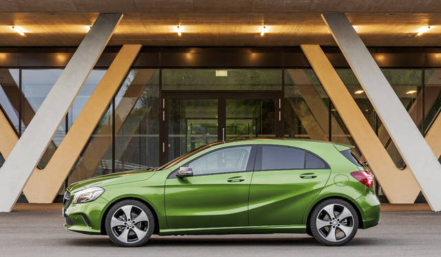 Mercedes-Benz A220d 4MATIC｜メルセデス・ベンツ A220d 4マチック