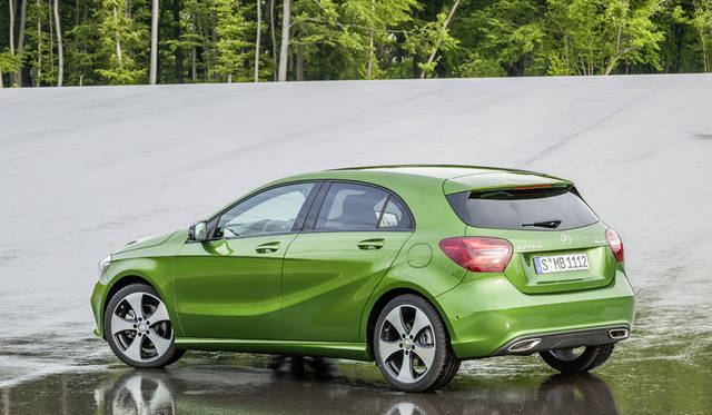 Mercedes-Benz A220d 4MATIC｜メルセデス・ベンツ A220d 4マチック