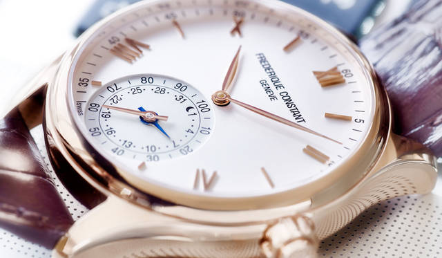 <strong>HOROLOGICAL SMARTWATCH</strong><br />Case | Rose gold-plated stainless steel<br />Diameter | 42mm<br />Movement | Quartz<br />Functions | Date, MotionX activity tracking, Get active alerts, Cloud backup and restore, Sleep cycle alarms, Sleep monitoring, Adaptive coaching, etc.<br />Strap | Brown calf<br />Water resistance | 5 ATM<br />Release | September onwards<br />(Scheduled for limited release at 6 stores from August 1st to August 31st)<br />Price | ¥199,800<br />