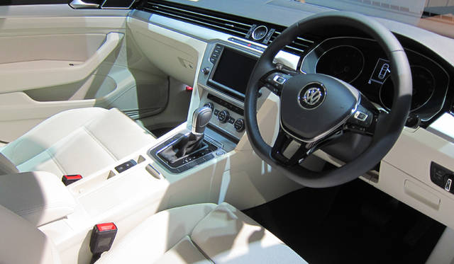 Volkswagen Passat｜フォルクスワーゲン パサート