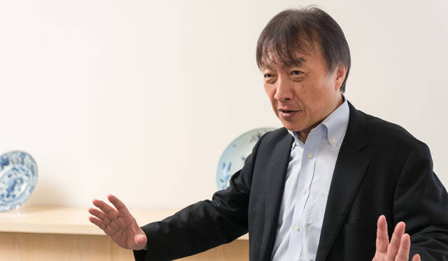 MITSUKOSHI | Nihonbashi Mitsukoshi Main Store<br />Born in 1951, Mitsuru Urakami joined the long-established antique dealer "Mayuyama & Co., Ltd." after graduating from university. After five years of training, he went independent and established "Urakami Sōkyūdō" in Nihonbashi 3-chome.
