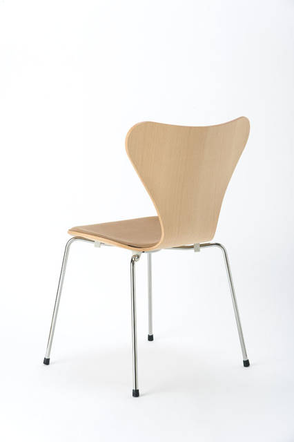 <strong>REPUBLIC OF FRITZ HANSEN STORE｜リパブリック オブ フリッツ ハンセン ストア</strong><br />「セブンチェア in dop」（Series7™）　