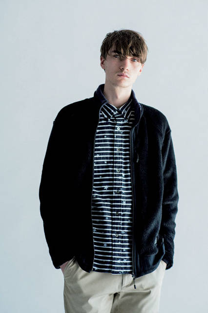 <strong>uniform experiment｜ユニフォーム・エクスペリメント</strong><br /><strong>2015-16年 秋冬コレクション</strong>　ブルゾン 4万8600円、シャツ 2万7000円、パンツ 2万7000円