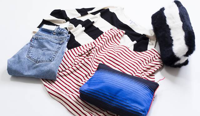 (From left) RE/DONE denim ¥57,240, BLUEBIRD BOULEVARD shirt ¥17,280, Ron Herman border pullover ¥15,120, DEZSO pouch ¥14,040, BLUEBIRD BOULEVARD faux fur clutch bag ¥37,800