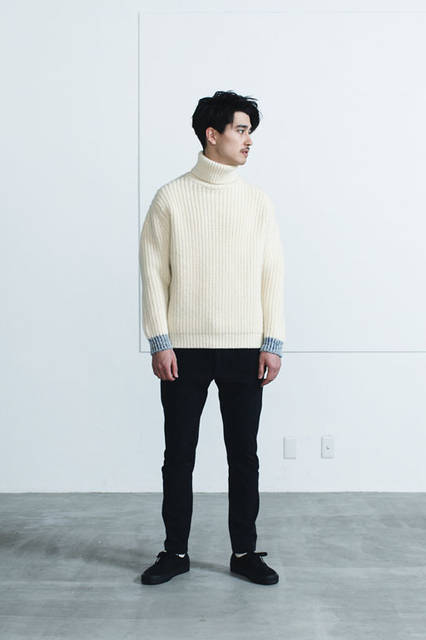 <strong>METAPHORE</strong><br /><strong>2015-16 Fall/Winter Collection</strong> Knit ¥32,400
