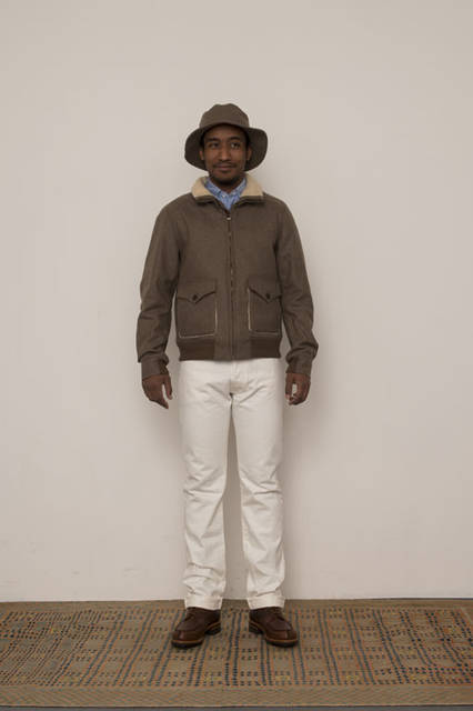 <strong>FUJITO</strong><br /><strong>2015-16 Autumn/Winter Collection</strong> Type B-10 Blouson ¥48,600, B.D Shirt ¥19,440, “Thea” Denim Jeans ¥27,000, Bush Hat ¥9,180
